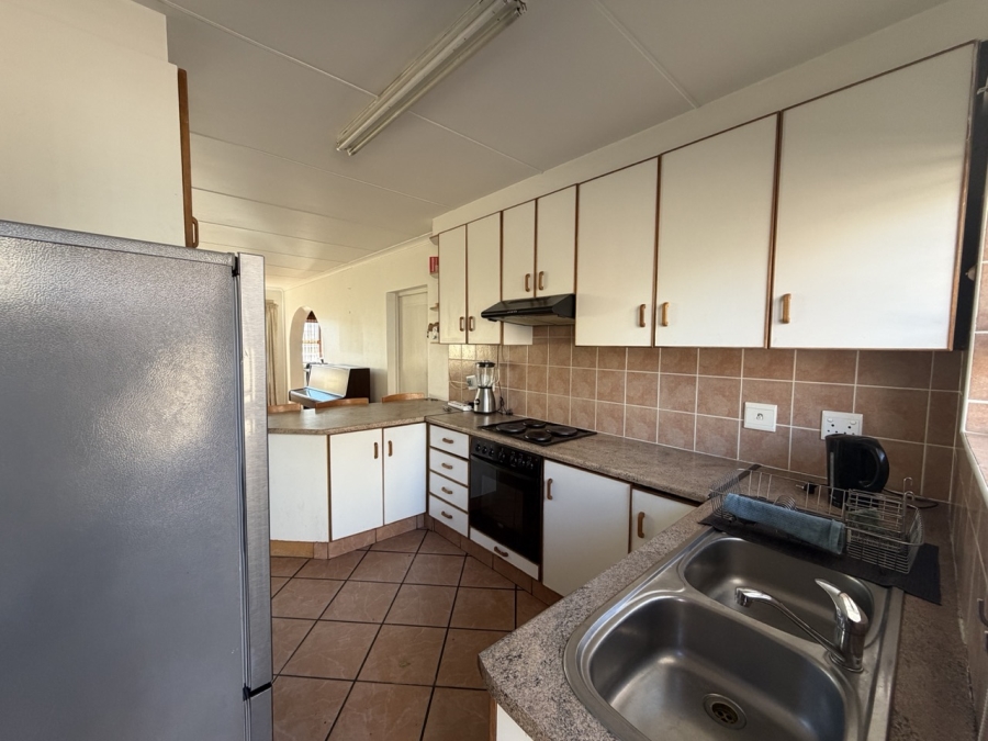 3 Bedroom Property for Sale in Heiderand Western Cape